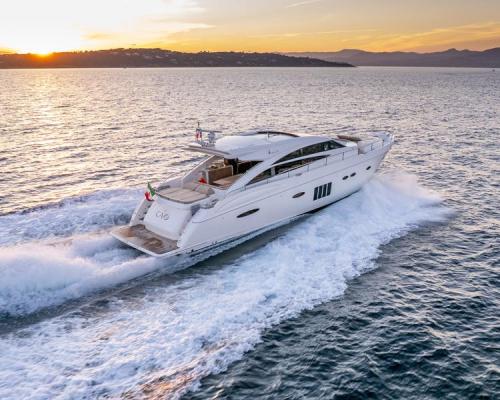 Princess V72
